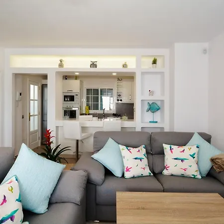 Villa Lovely 3-bed In Puerto Del Carmen Puerto del Carmen (Lanzarote)